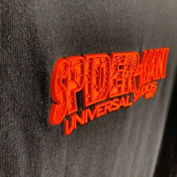 Spider-Man Universal Studios Orlando Mens Black Small T-shirt Vtg Rubber Graphic - Picture 4 of 8